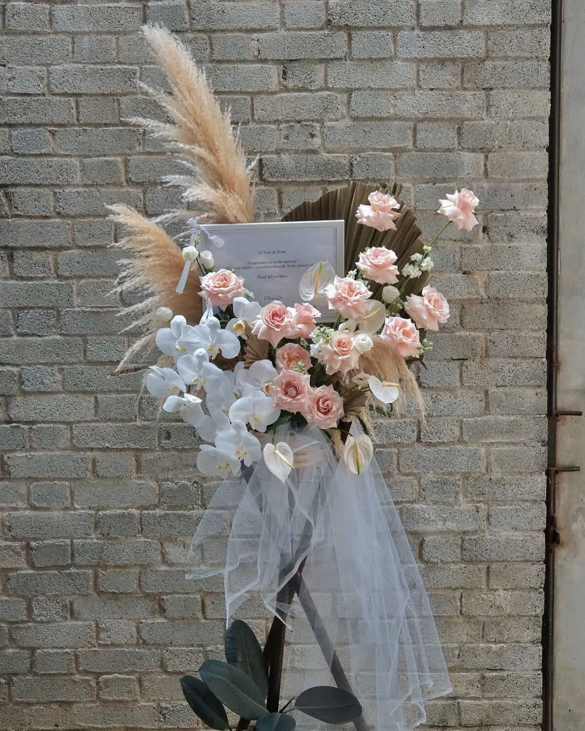 Elegant Style Floral Stand