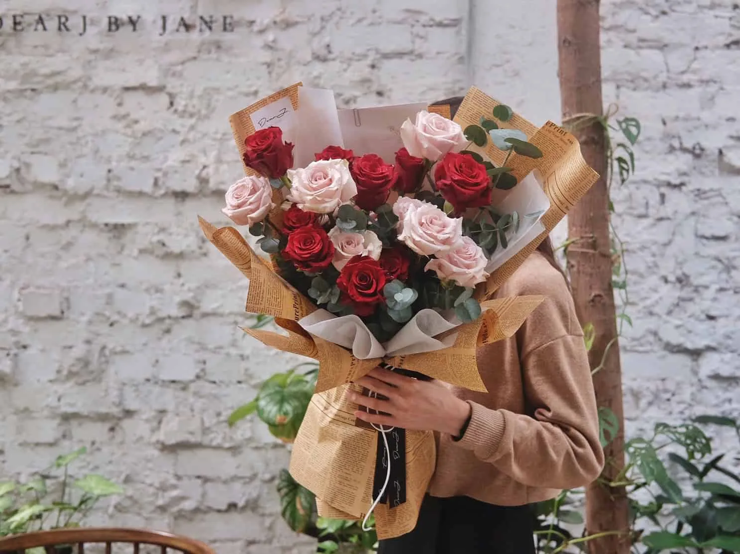 Quicksand Mix Red Roses Bouquet 3