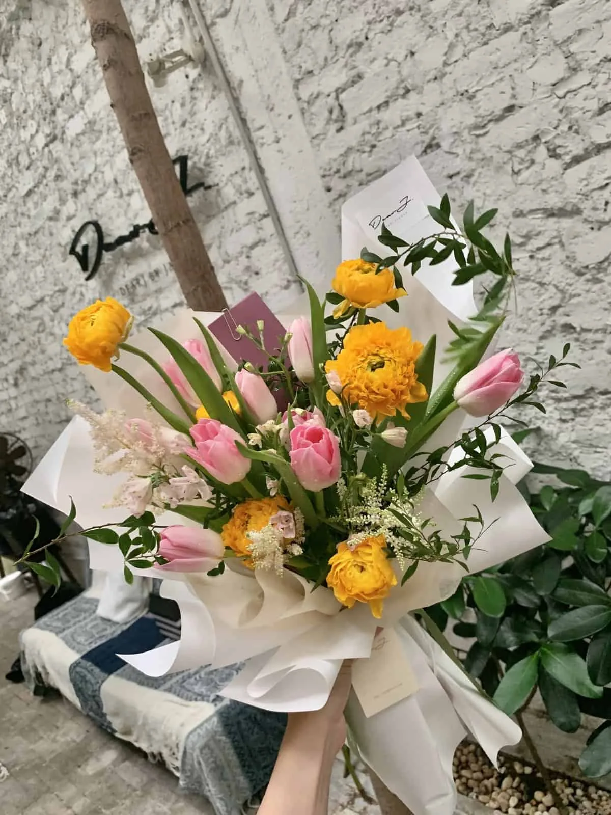 Seasonal Florist's Pick 6