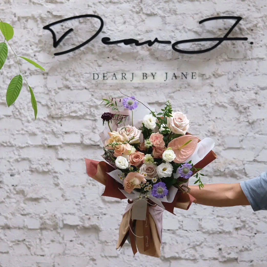 Seasonal Florist's Pick 10