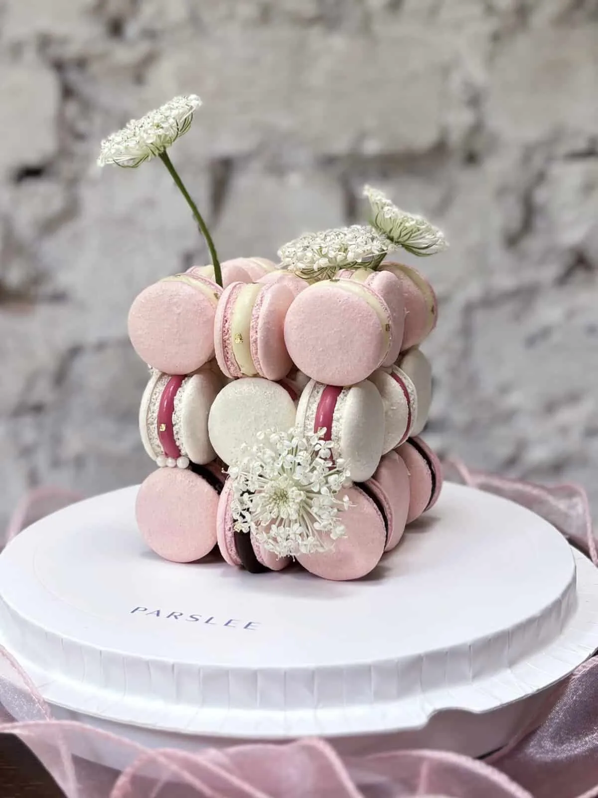 Parslee Macaron Cake