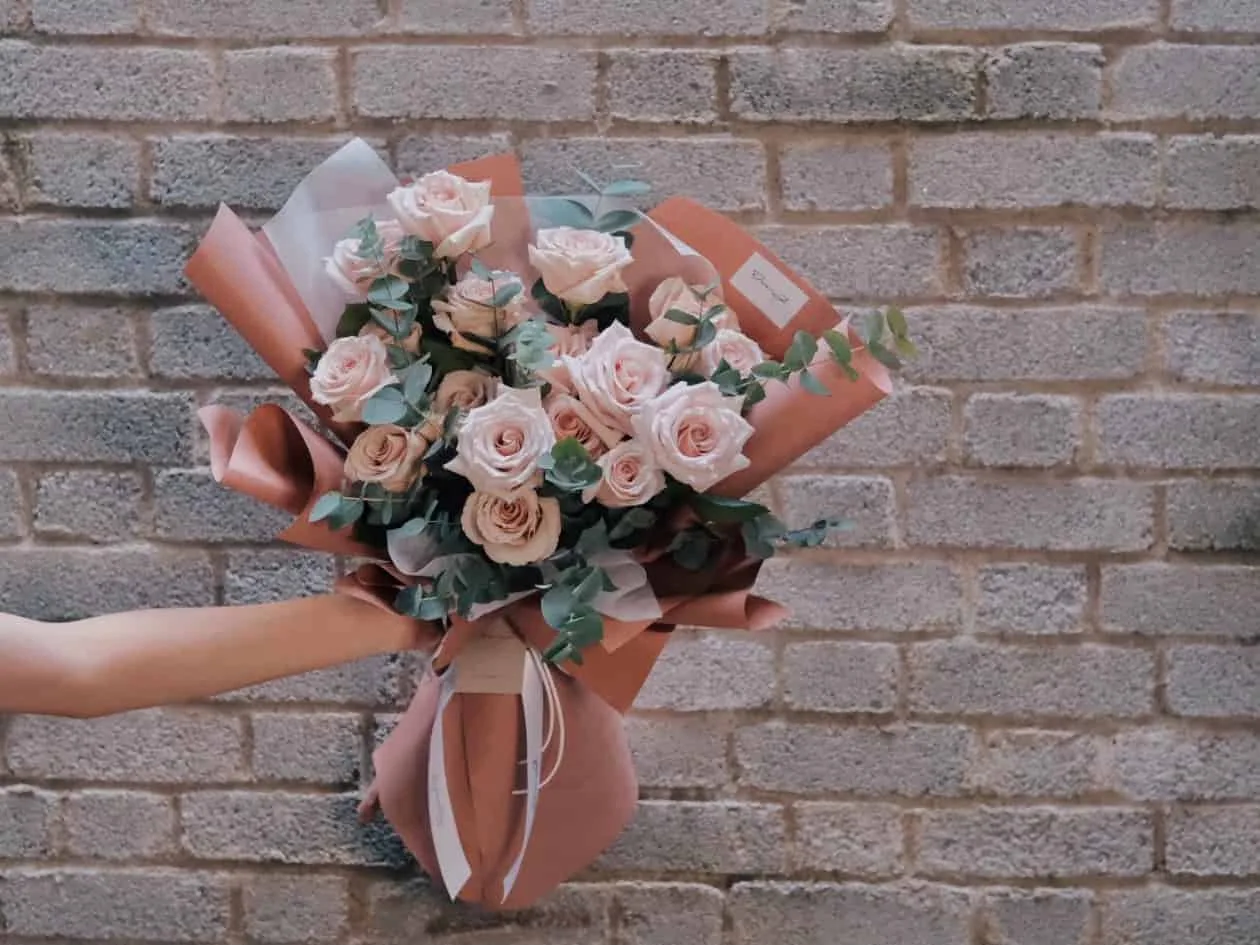 Quicksand Roses Bouquet