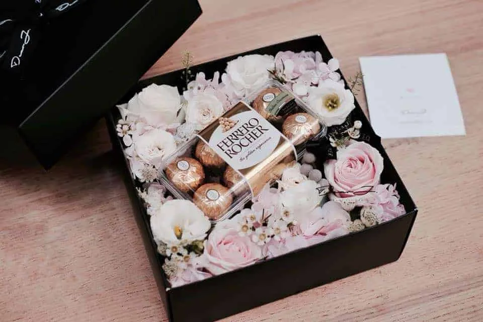 Rocher Gift Set (Medium)